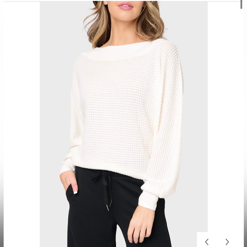Gibson Women's Sweater in Cream